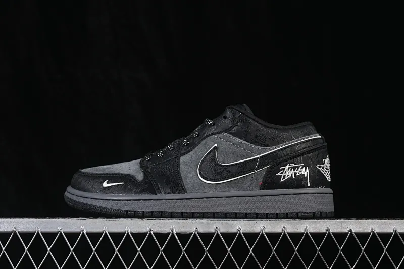 All categories Air Jordan Jordan series basketball shoes Air Jordan 1 Low High-end customized low-top sneakers Travis Scott x Fragment Design x Air Jordan 1 Low OG SP AJ1 Joe 1 joint model low-top cultural casual sneakers LD8888-015